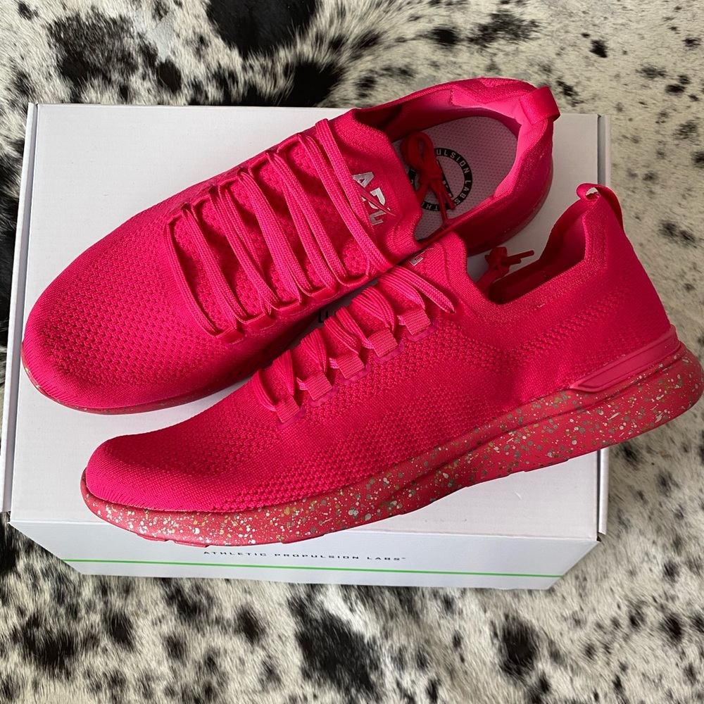 Men’s APL size 10.5 shoes